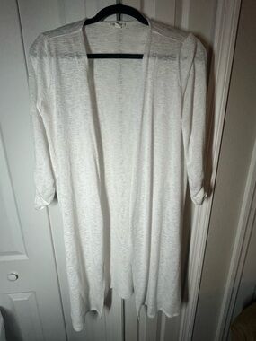 Westport women’s long flowy white cardigan size Small